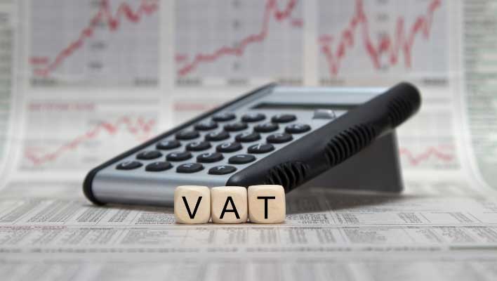 how to calculate import vat uk