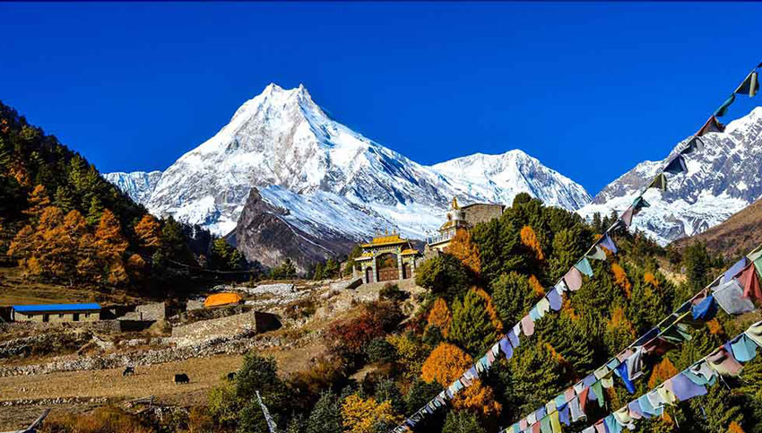 Manaslu Trekking