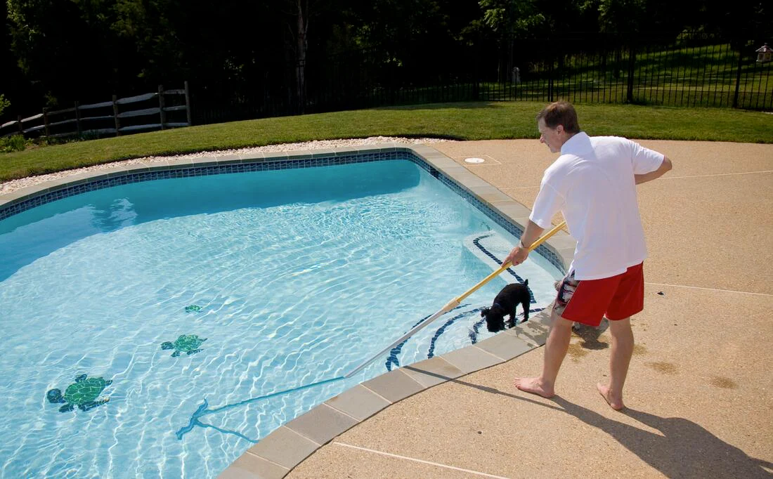 Swimming Pool Acid Wash